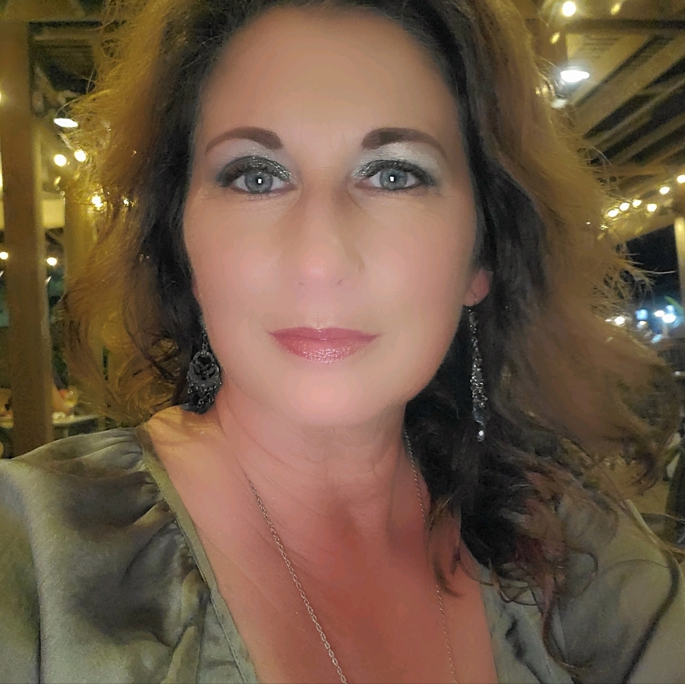 Meet your Posher, Melinda